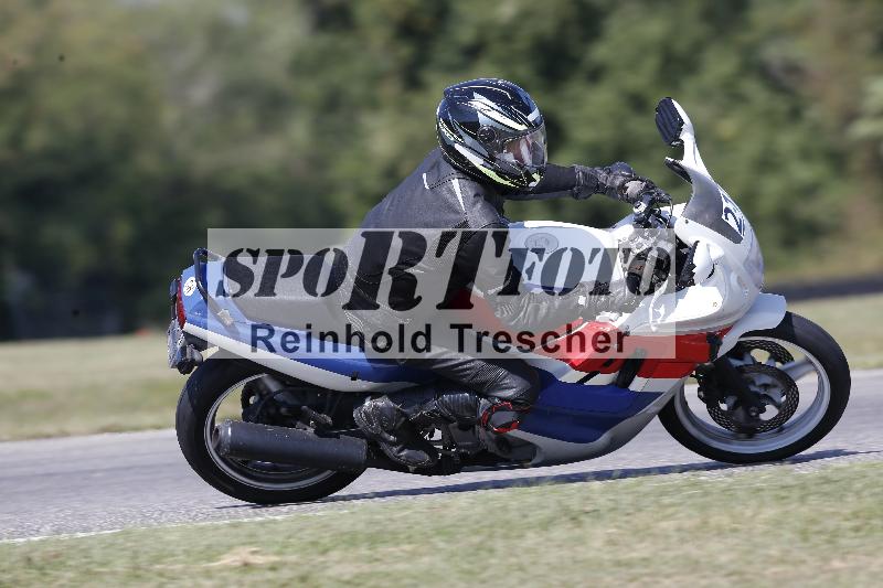 Archiv-2025/49 26.08.2025 Cornu Master School ADR/gruen-vert/21